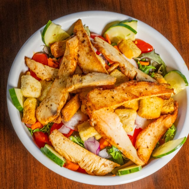 Score's Garden Salad.